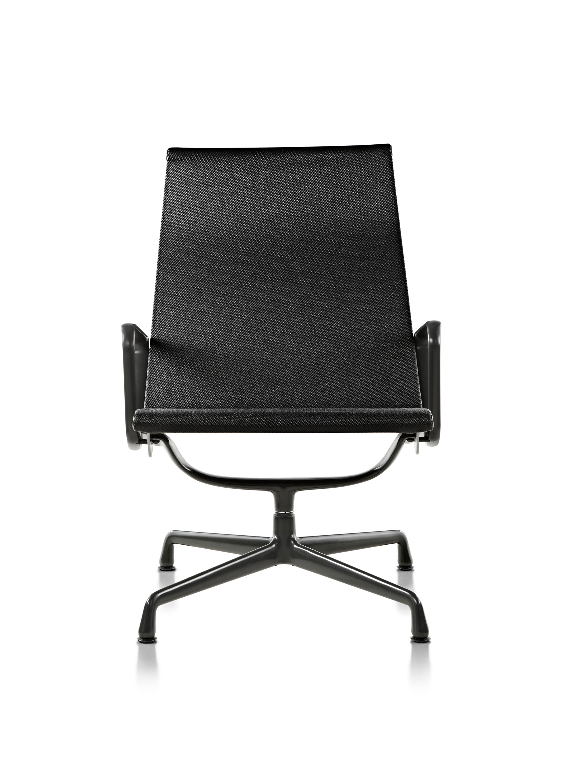 乐竞平台 - 坐具|躺椅|办公家具|设计师家具|伊姆斯户外躺椅